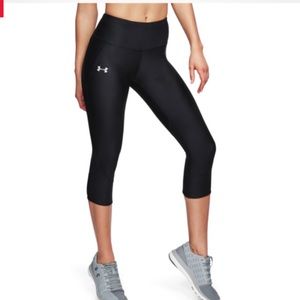 Under Armour cropped leggings